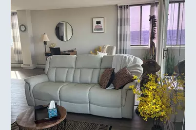 40 N Tower Road #10, Oak Brook, IL 60523 - Photo 5