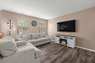 1643 Sandcastle Ln, Pingree Grove, IL 60140 - Photo 3