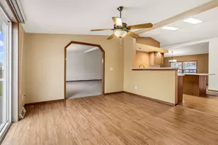 22930 Glen Eagle Dr S, Frankfort, IL 60423 - Photo 9