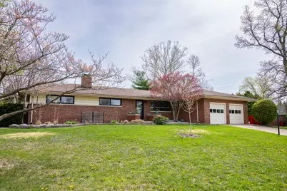 1104 S Westlawn Avenue, Champaign, IL 61821 - Photo 3