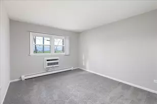 5740 East Ave, Countryside, IL 60525 - Photo 9