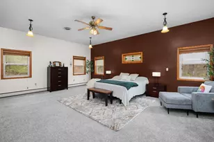 1031 27th St, Moline, IL 61265 - Photo 29