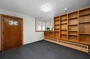 1031 27th St, Moline, IL 61265 - Photo 35
