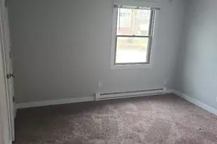 308 Heustis St, Yorkville, IL 60560 - Photo 9