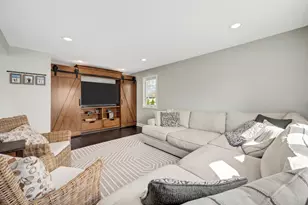 216 N Washington St, Westmont, IL 60559 - Photo 9