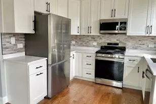 3335 Sunnyside Ave, Brookfield, IL 60513 - Photo 7