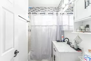 1346 S 56th Ct, Cicero, IL 60804 - Photo 7