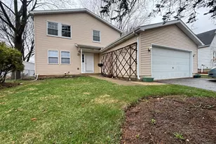 416 Parmalee Pl, Waukegan, IL 60087 - Photo 15