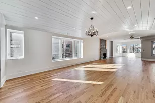 1245 W Jarvis Ave, Chicago, IL 60626 - Photo 9