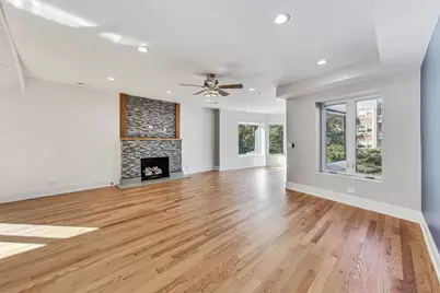 1245 W Jarvis Avenue #2, Chicago, IL 60626 - Photo 5