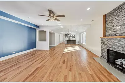 1245 W Jarvis Avenue #2, Chicago, IL 60626 - Photo 7