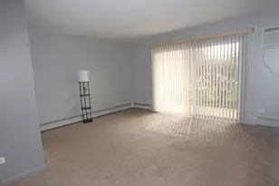 12817 Carriage Ln, Crestwood, IL 60418 - Photo 5