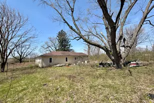 2313 N Bowman Ave, Danville, IL 61834 - Photo 5