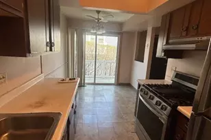 185 College Dr, Bloomingdale, IL 60108 - Photo 7