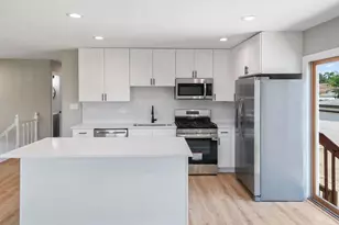 118 Windsor Ln, Glendale Heights, IL 60139 - Photo 5