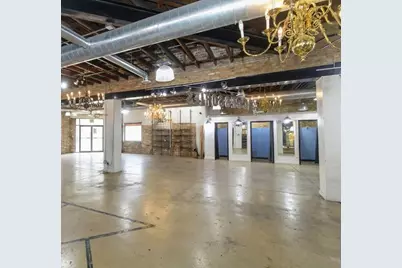 2950 W Fullerton Avenue, Chicago, IL 60647 - Photo 9