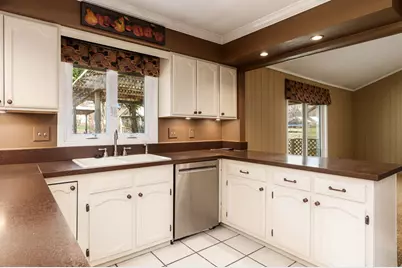 6074 Abington Drive, Rockford, IL 61109 - Photo 13