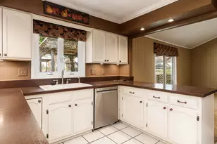 6074 Abington Dr, Rockford, IL 61109 - Photo 13