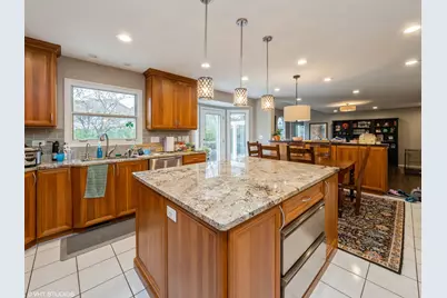 445 Blue Ash Drive, Buffalo Grove, IL 60089 - Photo 9