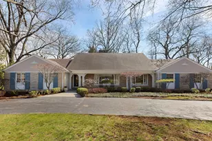 835 Timberline Dr, Glenview, IL 60025 - Photo 1
