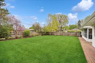 912 Hunter Rd, Wilmette, IL 60091 - Photo 35