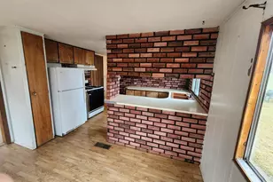 619 Pershing Ave, Machesney Park, IL 61115 - Photo 5