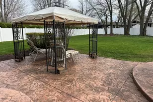 1764 Tallmeadow Dr, Dekalb, IL 60115 - Photo 7