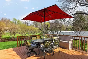915 Rock Spring Rd, Naperville, IL 60565 - Photo 27