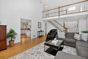 915 Rock Spring Rd, Naperville, IL 60565 - Photo 7