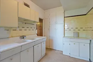 7321 S South Shore Dr, Chicago, IL 60649 - Photo 25