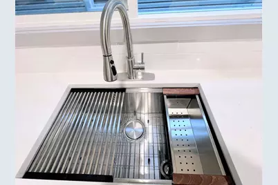 5833 W Peterson Avenue #1F, Chicago, IL 60646 - Photo 5