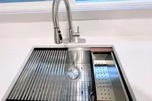 5833 W Peterson Ave, Chicago, IL 60646 - Photo 5