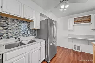 375 S Edison Ave, Elgin, IL 60123 - Photo 19