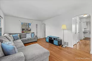 375 S Edison Ave, Elgin, IL 60123 - Photo 13