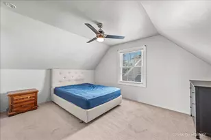 375 S Edison Ave, Elgin, IL 60123 - Photo 23