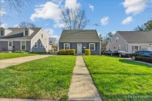 375 S Edison Ave, Elgin, IL 60123 - Photo 3