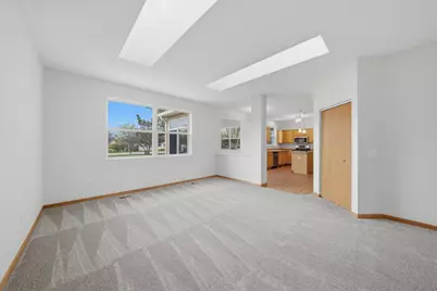 646 S Cadillac Circle, Romeoville, IL 60446 - Photo 13