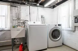 9439 Congress Park Ave, Brookfield, IL 60513 - Photo 23