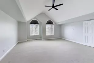 417 Ashbury Dr, Hinsdale, IL 60521 - Photo 19