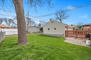 9041 Major Ave, Morton Grove, IL 60053 - Photo 37