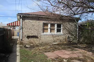 1620 S 58th Ct, Cicero, IL 60804 - Photo 11