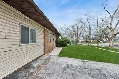 2117 217th Street, Sauk Village, IL 60411 - Photo 19