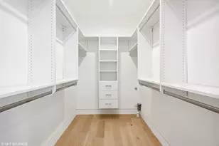 3035 N Sheffield Ave, Chicago, IL 60657 - Photo 15