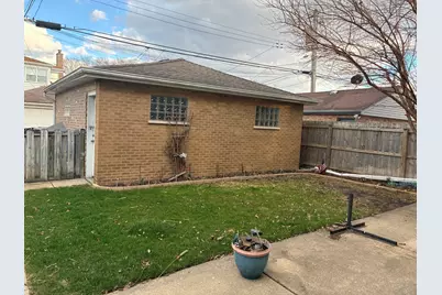 5555 N Mango Avenue #1, Chicago, IL 60630 - Photo 17