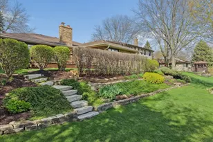 897 W Kelly Ann Dr, Palatine, IL 60067 - Photo 37