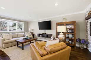 2105 Timber Ln, Wheaton, IL 60189 - Photo 5