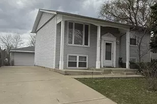 16242 92nd Ave, Orland Hills, IL 60487 - Photo 1