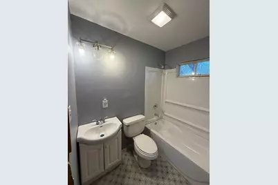 1939 E Spruce Street, Kankakee, IL 60901 - Photo 11