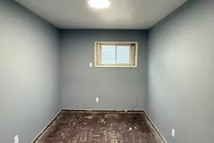 1939 E Spruce St, Kankakee, IL 60901 - Photo 9