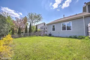 74 Bedford Rd, Mundelein, IL 60060 - Photo 27